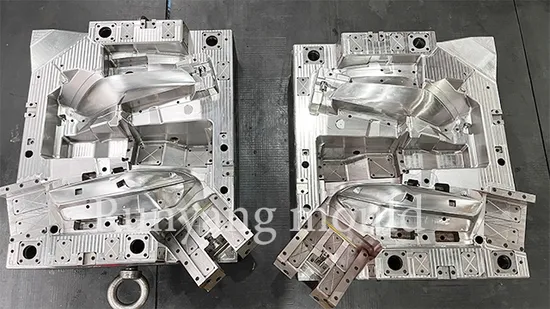 Taizhou Injection Mold China Automotive Car Auto Lamp Headlights Plastic Mould Tooling