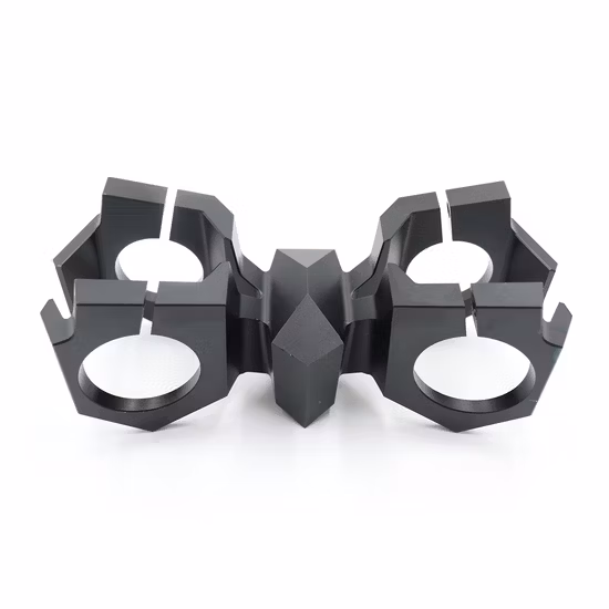 Connettore terminale automatico di precisione PA66 / PBT + 30GF Peek ad alta precisione Connettore alloggiamento cablaggio automatico elettrico Stampo per stampaggio a iniezione di plastica